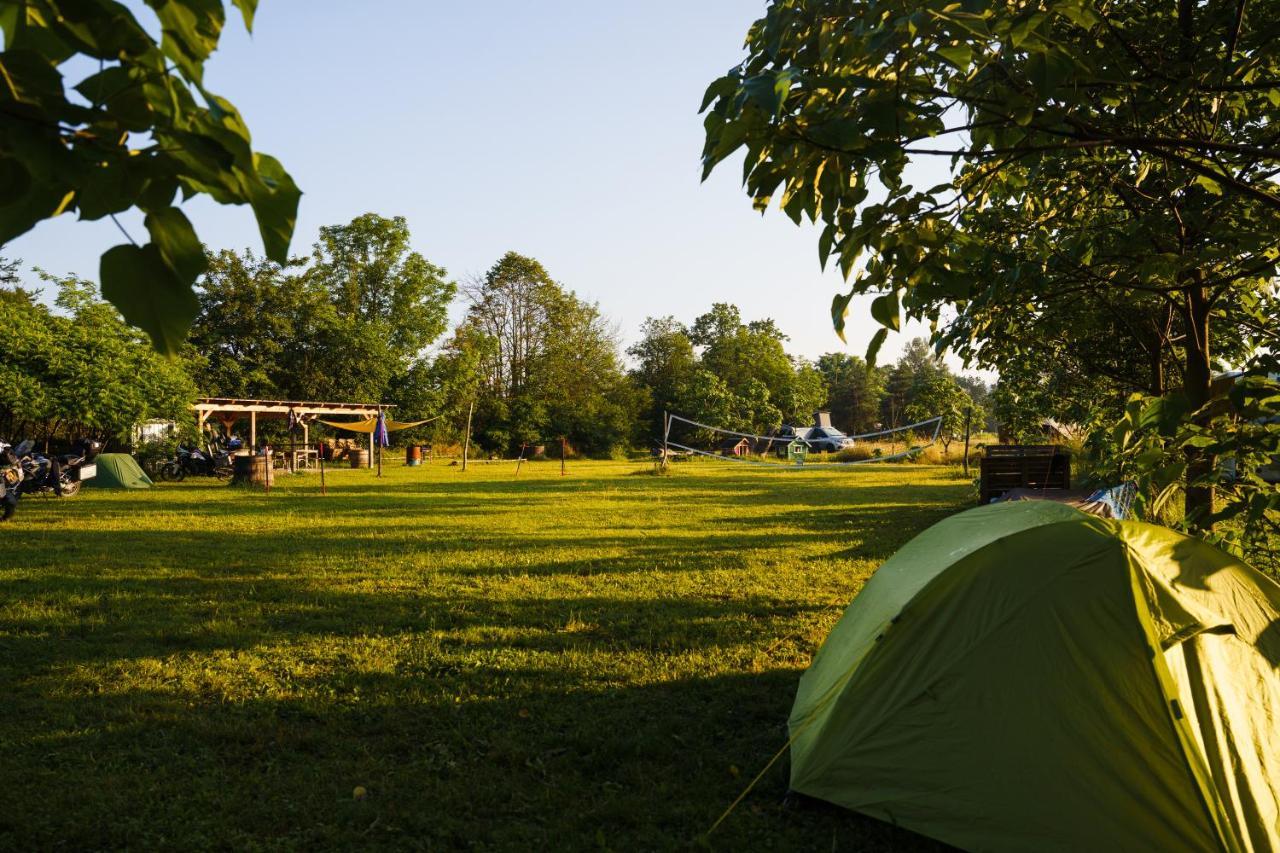 فندق Camping @ Nogometni Golf ليوبليانا المظهر الخارجي الصورة